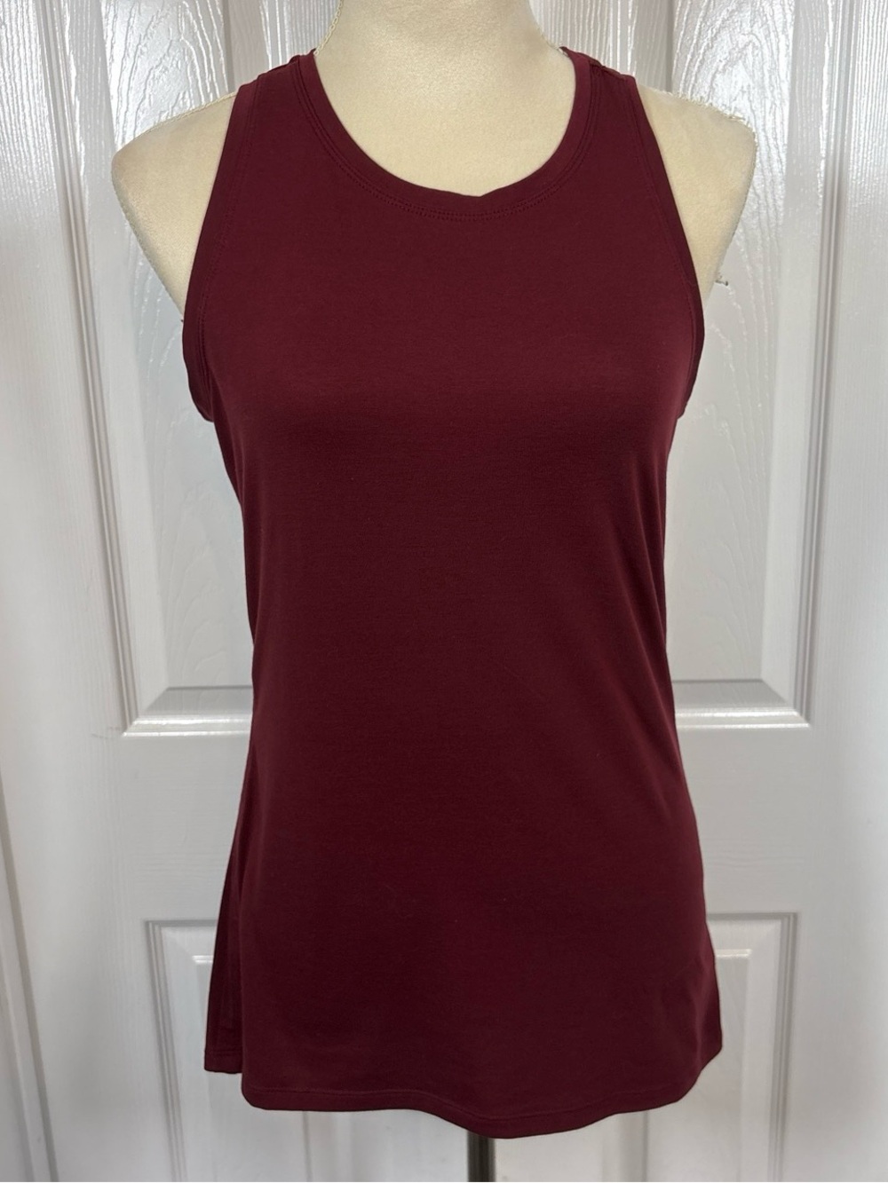 Athleta Women’s Maroon Athletic Tank Top Athletic Activewear Minimalist